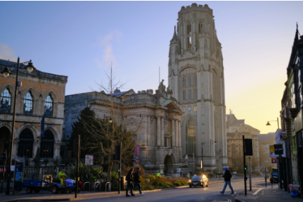 UNIVERSITY OF BRISTOL Public university in Bristol, England UNIVERSITY OF BRISTOL